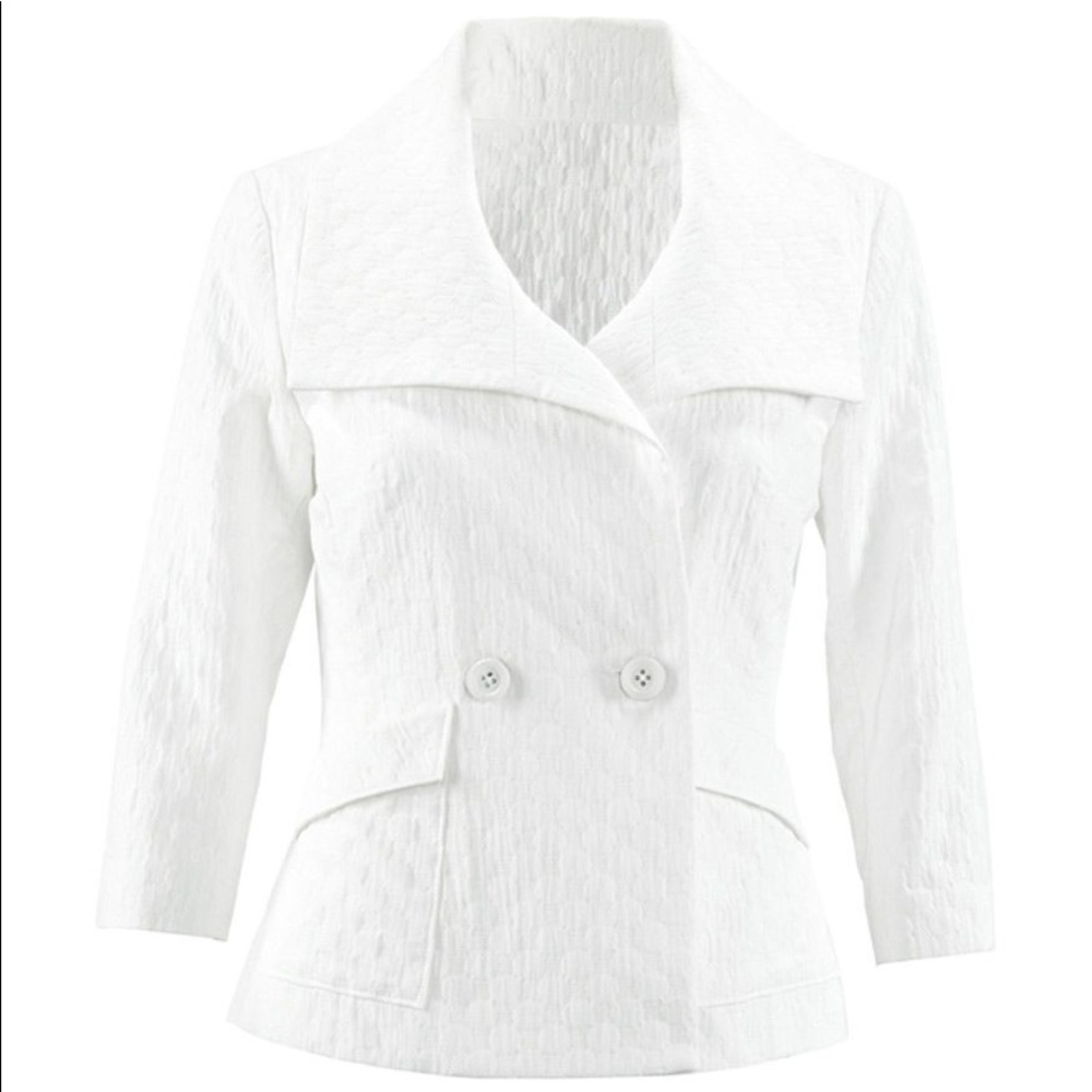 CAbi Club Blazer White NWT 128.00 Sz. M